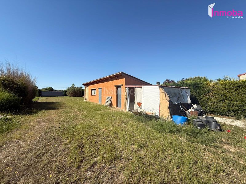 Foto f5ebe1c5-3b36-4c64-8702-513958ee54b0. Xalet amb xemeneia calefacció piscina a Zona Rural Aranda de Duero