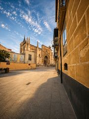 Local Comercial  Calle el aceite. Bodega histórica subterránea frente a la iglesia de santa maría