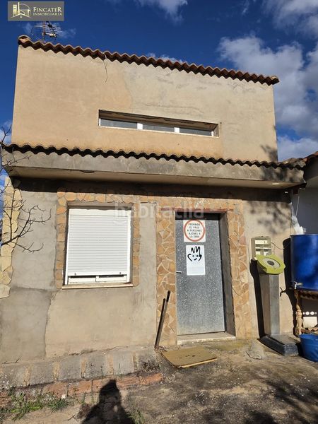 Foto c3671130-dd6d-41e7-807f-e8b9d7307ef7. Finca rústica finca rustica con edificación urbana en Teruel