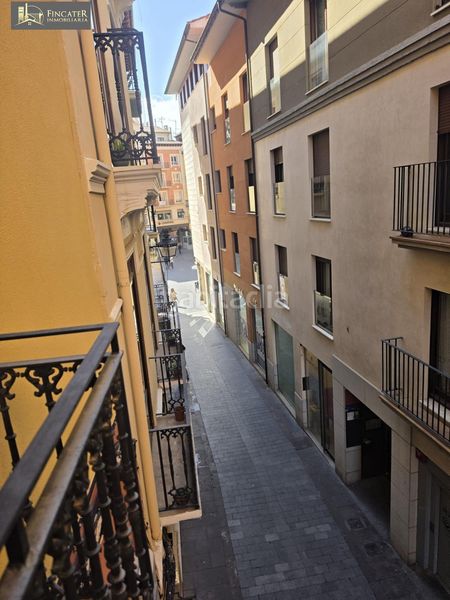 Foto e2fbdfd0-821e-478e-9356-eeb2997c49a1. Pis amb calefacció a Centro Teruel