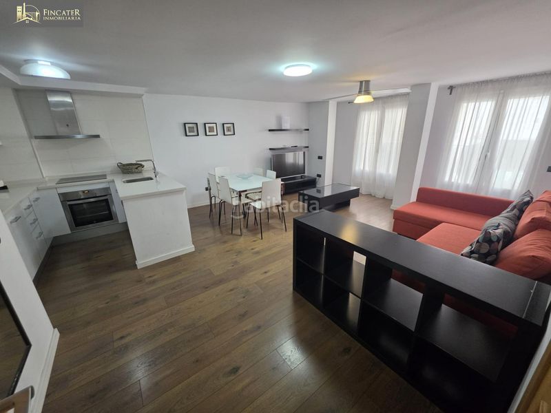 Foto 921767b6-46c3-471d-a9df-e1e14d566508. Apartament amb calefacció a Centro Teruel