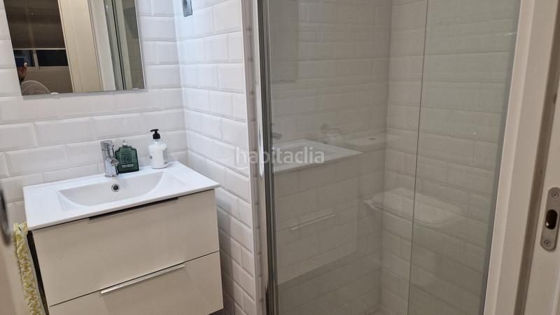 Foto f2a2290c-e516-4db9-9a64-a57f6aca50b6. Alquiler piso en Las Gaviotas - Carvajal Fuengirola