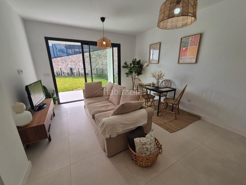 Foto 8f4ad489-9f35-4098-a5ec-7ee65cde36a2. Appartamento in avenida Fuengirola 5 in Las Gaviotas - Carvajal Fuengirola
