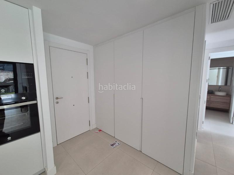 Foto 9b06f86a-2fd1-421e-a559-46de0aab154c. Pis a avenida Fuengirola 5 a Las Gaviotas - Carvajal Fuengirola