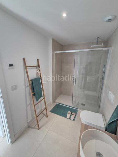Foto c42c8c35-59bc-4fdd-992d-6acddbdc7d2d. Pis a avenida Fuengirola 5 a Las Gaviotas - Carvajal Fuengirola