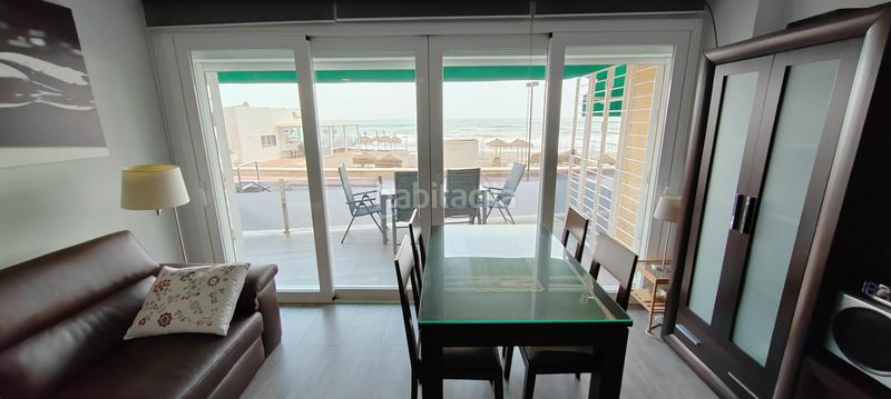 Foto 2e385e60-eeb0-46a7-a454-197c37e7b546. Appartamento con riscaldamento in Las Gaviotas - Carvajal Fuengirola