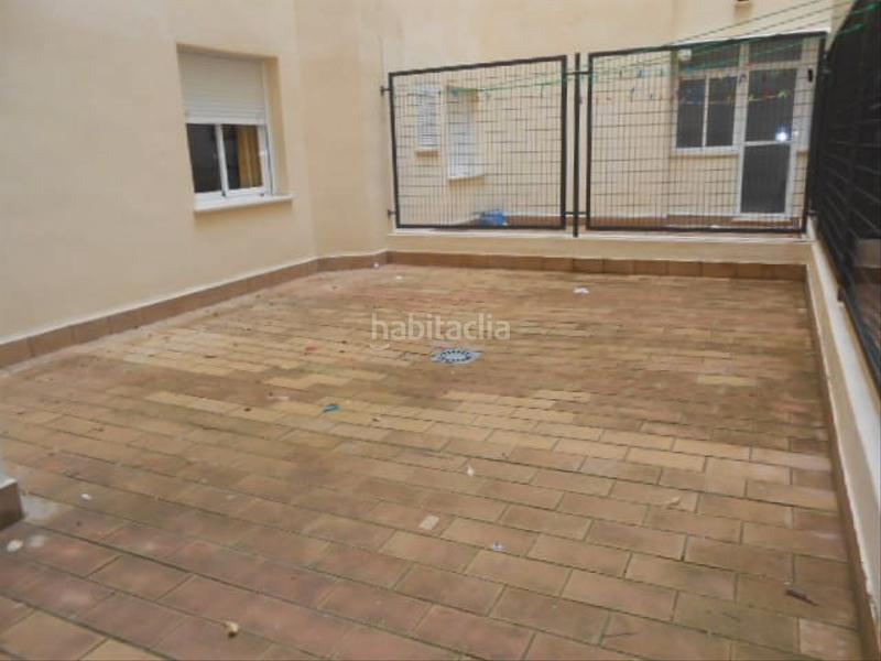 Foto 9377920e-b710-43ca-8403-fe10aed69d89. Piso en calle río guadalhorce 1 en Los Boliches Fuengirola