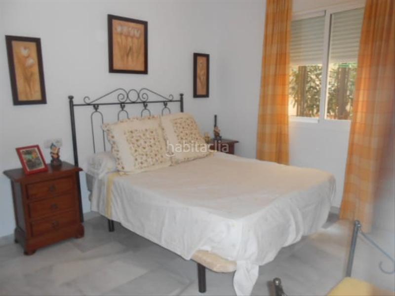 Foto bed366a0-3f9a-48be-96e6-582e3eca7df4. Piso en calle río guadalhorce 1 en Los Boliches Fuengirola