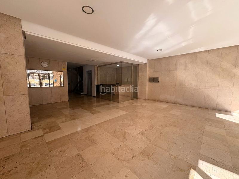 Foto 5cd3d659-b6d1-48ed-afd1-d5c28b28a9f0. Estudio en avenida de los manantiales 42 en Manantiales-Estación de Autobuses Torremolinos