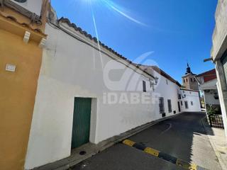 Nau industrial en Ugena. Nave de 196 m2 en el centro de ugena