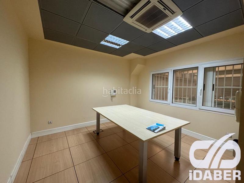 Foto 037c4be0-1f89-4a4b-abf3-52e7ce2d8a23. Alquiler nave industrial alquiler edificio para oficinas en Illescas