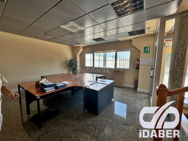 Foto 4bb01eca-0e0d-4fcc-a194-5fd50abf000e. Alquiler nave industrial alquiler edificio para oficinas en Illescas