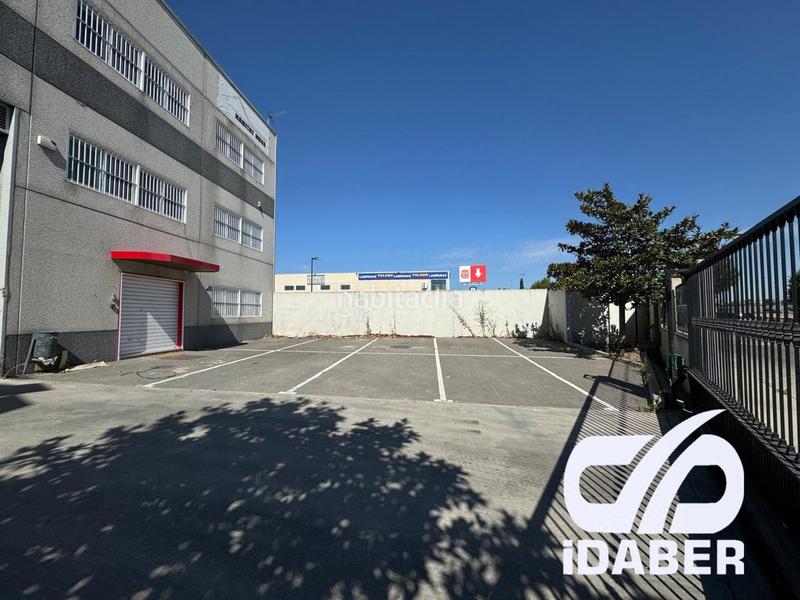 Foto 5b53fcfb-4b7a-42f1-bce9-e9898a2b002a. Alquiler nave industrial alquiler edificio para oficinas en Illescas