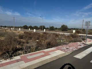 Terreno residenziale in Montanejos 1. Parcela urbana de esquina en illescas