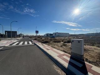 Terreny residencial a Montanejos 1. Parcela urbana de esquina en illescas