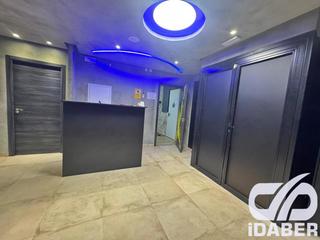 Local commercial à Parque Manuel de Vega-Carretera de Ugena. Local de 225 m2 en illescas junto a la notaria