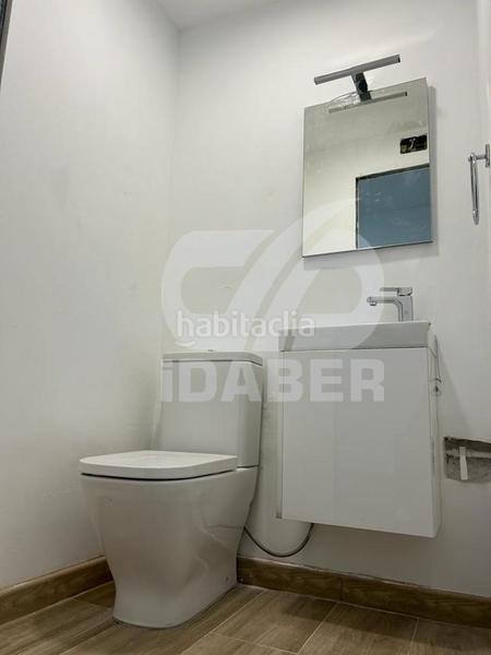 Foto 3322f651-5fea-4d22-b8d5-c0790d545370. Locale commerciale in Calle Pinto-San Roque Parla