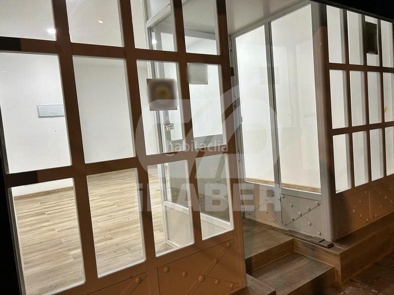 Foto a05f7561-689d-449d-95cc-2ed71e7342c3. Locale commerciale in Calle Pinto-San Roque Parla