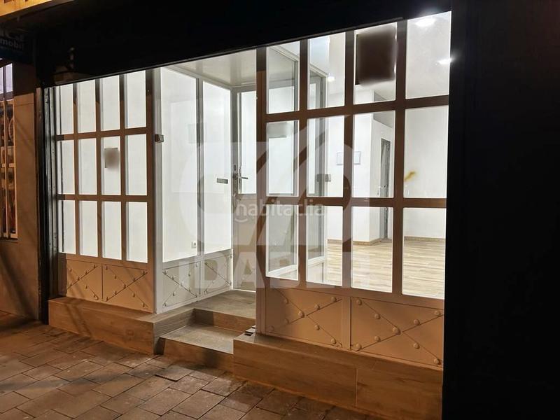 Foto f9c227dd-d4d7-4d3d-bca9-a64619e8a223. Locale commerciale in Calle Pinto-San Roque Parla