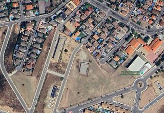 Terreno residenziale in Carranque. Parcelas urbanas de y 256 m2 en carranque