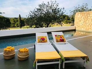 Maison à Roca Llisa. Estupenda villa en roca lisa anexa al campo de golf de santa eul