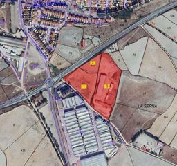 Industrial building in Esquivias. Nave industrial de 1600 m2 en esquivias