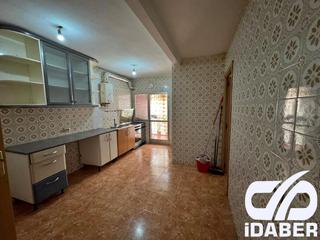 Pis a Parque Manuel de Vega-Carretera de Ugena. Amplio piso en zona centro de illescas