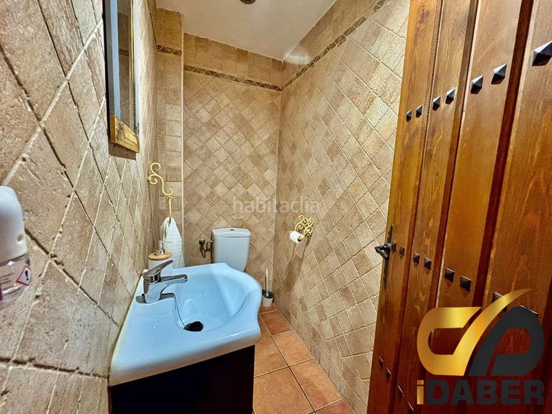 Foto 834d5cfb-5e41-456c-8d4d-d2f25f15d149. Casa adossada a Magán