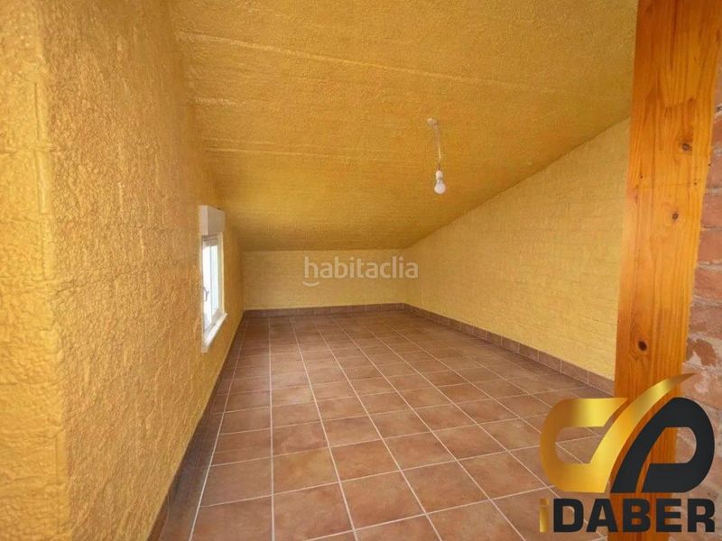 Foto 8cde0692-7160-47d2-85c9-5515495b8411. Casa adossada a Magán