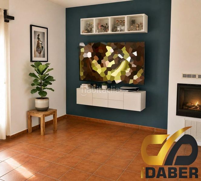 Foto b36a6567-2c8b-4872-b375-f16b0bed4ecd. Casa adossada a Magán