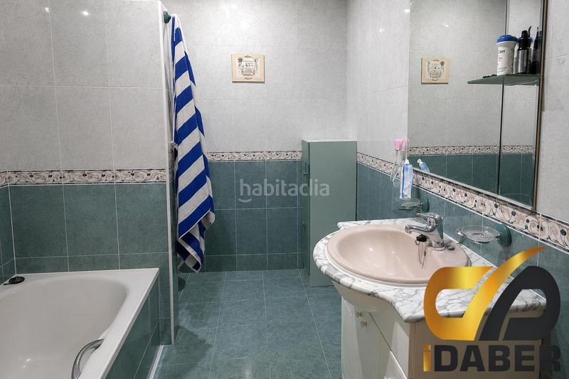 Foto 033900e0-3a84-4362-b4bf-f08b1ff74404. Casa adossada amb calefacció a Parque Manuel de Vega-Carretera de Ugena Illescas
