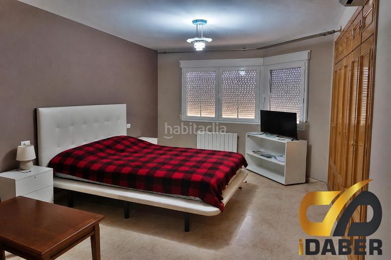 Foto 416d8511-cd1d-4a36-8861-40e0a68d43a4. Casa adossada amb calefacció a Parque Manuel de Vega-Carretera de Ugena Illescas