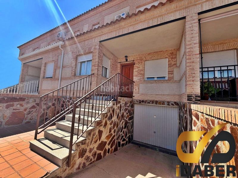 Foto 2bce7897-9c5e-4572-9325-e26d0b1da7ae. Casa adossada amb calefacció a Parque Manuel de Vega-Carretera de Ugena Illescas