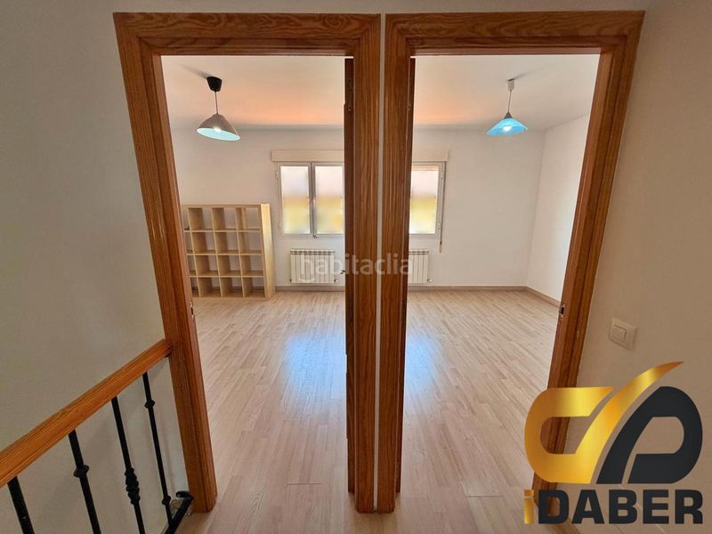 Foto 85f7ba8d-8c5e-4735-a579-15835c0fa74d. Casa adossada amb calefacció a Parque Manuel de Vega-Carretera de Ugena Illescas
