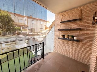 Haus in Parque Manuel de Vega-Carretera de Ugena. Tu chalet ideal en illescas 5 habitaciones