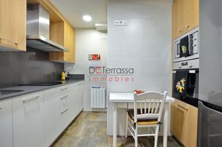 Appartement dans Sant Pere Nord. Piso con 3 habitaciones con calefacción y aire acondicionado