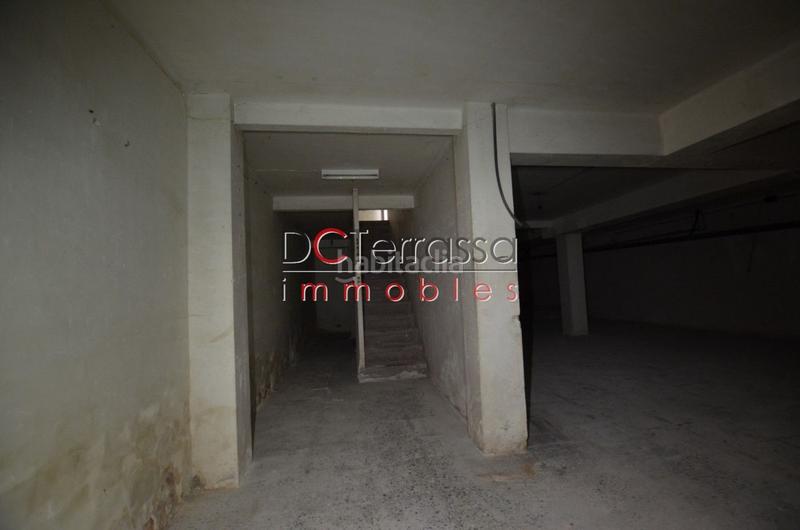 Foto d971bb8e-3758-4e07-be64-ebf0a4a44b7e. Locale commerciale in Ca n'Aurell Terrassa