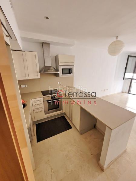 Foto 462b5a72-3511-446d-90a0-e86c8ef1c3c4. Etagenwohnung mit heizung in Barri del Centre Terrassa