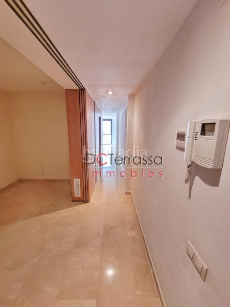 Foto 9e4f19b6-4129-4fbf-9227-0bd7ec307306. Etagenwohnung mit heizung in Barri del Centre Terrassa