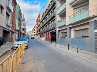 Autoparkplatz in Carrer de salmerón 110
