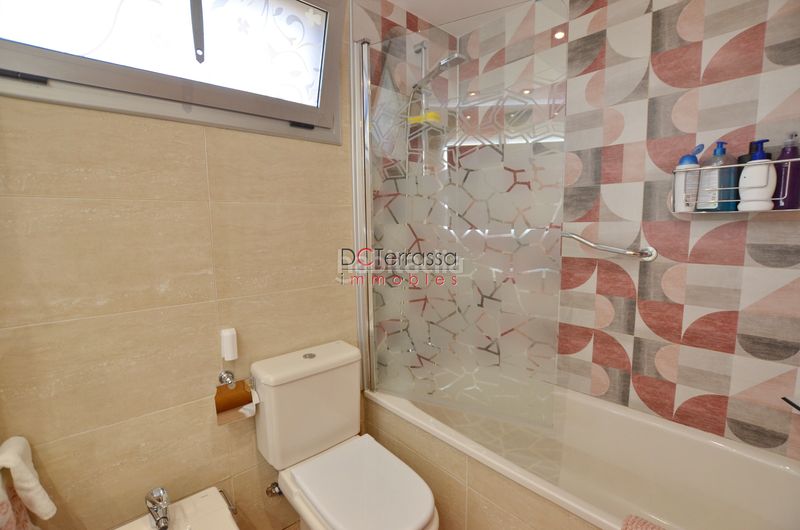 Foto 1113bd19-9c7f-4c23-a230-d975043efe7b. Piso en Mercat Rubí