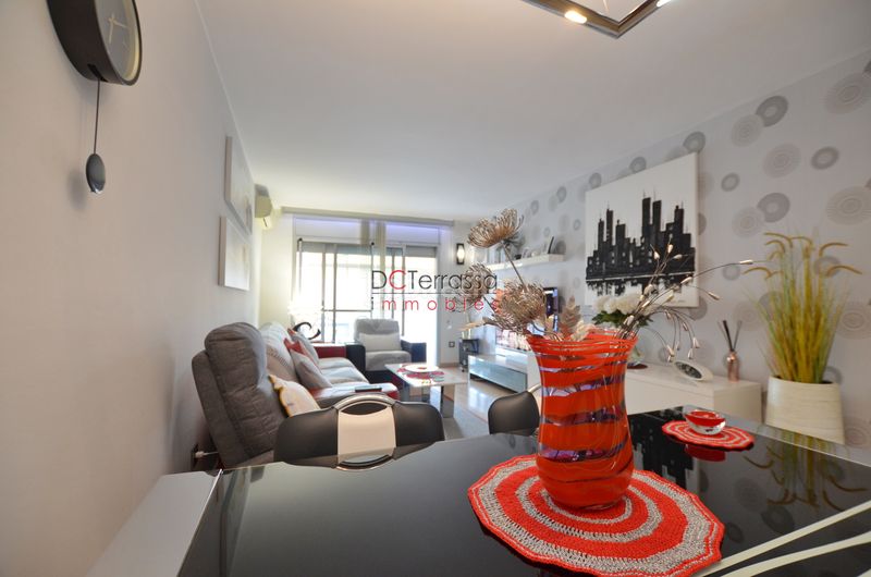 Foto 5c123680-bd7e-4d55-9ebf-ce9c02242d34. Piso en Mercat Rubí