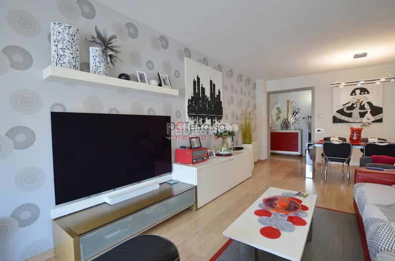 Foto 794fdde8-1830-4cda-b274-1b94e7f645e0. Piso en Mercat Rubí