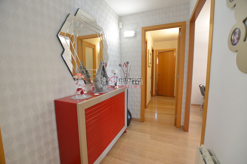 Foto 9b4b8393-be50-47bf-8927-8e72872abf47. Piso en Mercat Rubí