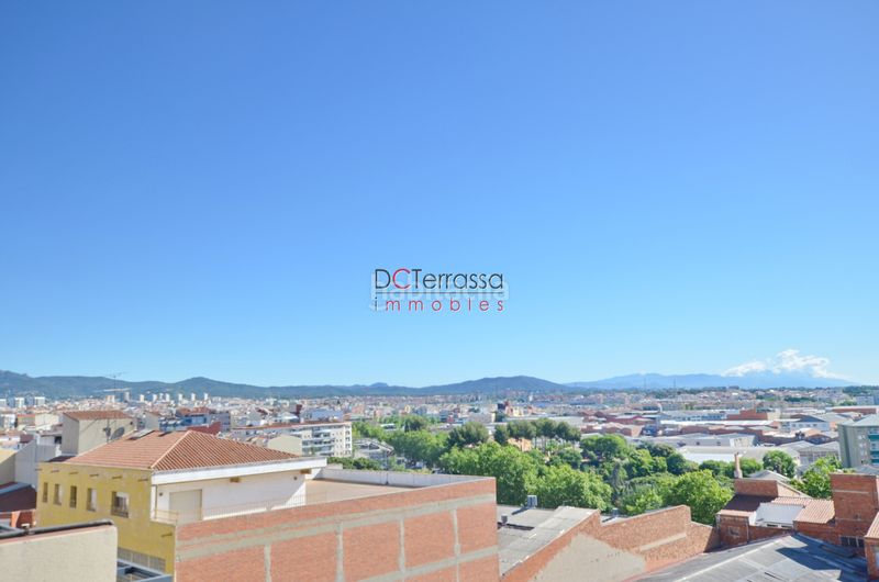 Foto c7b60dbd-10ed-4524-9ac9-887e5511eda8. Àtic amb calefacció a Can Palet Terrassa
