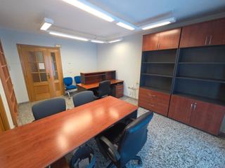 Rent Office space in Ronda de ambeles 7a. Oficina en el centro de teruel