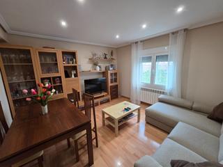 Appartement en Calle mlaga 5. Piso 3 habitaciones en ensanche