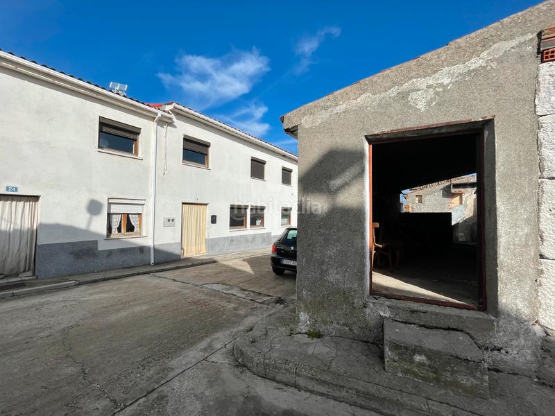 Foto 5eedc488-d2f0-4315-9eeb-1b99d5d66fb8. Casa bifamiliare con parcheggio in Parrilla (La)