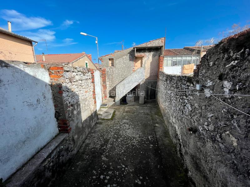 Foto b705f380-b826-4372-87b9-9e4cbb7353a1. Casa bifamiliare con parcheggio in Parrilla (La)