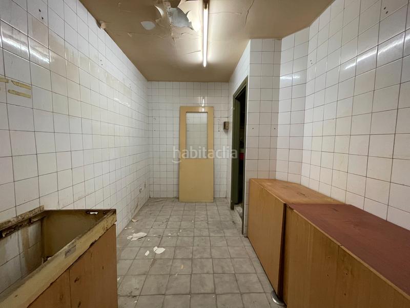 Foto 1953f594-787a-44ad-95a9-29b71cabe7ea. Locale commerciale in calle celtas cortos 14 in Delicias Valladolid